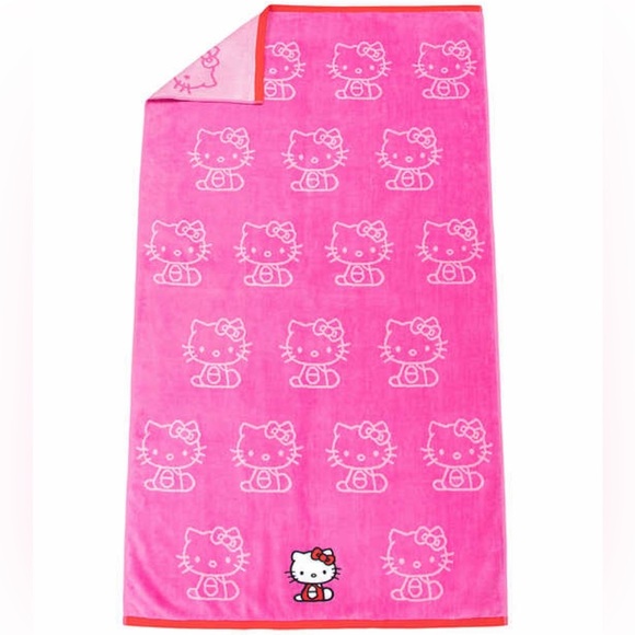 🚫SOLD🚫 Hello Kitty Beach Towel - Picture 3 of 8